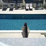 Apartment Sunny Sky No 3- Pool & Parking -