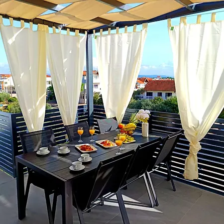 Sunny Sky No 3- Pool & Parking - Apartment Vodice