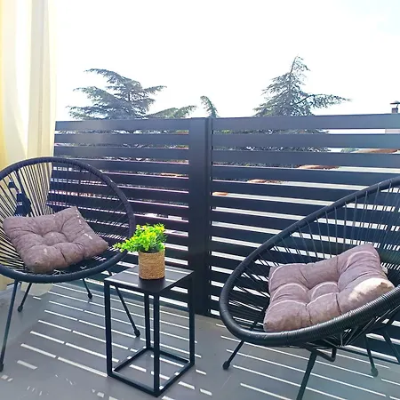 Sunny Sky No 3- Pool & Parking - *