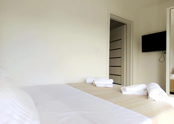 Sunny Sky No 3- Pool & Parking -