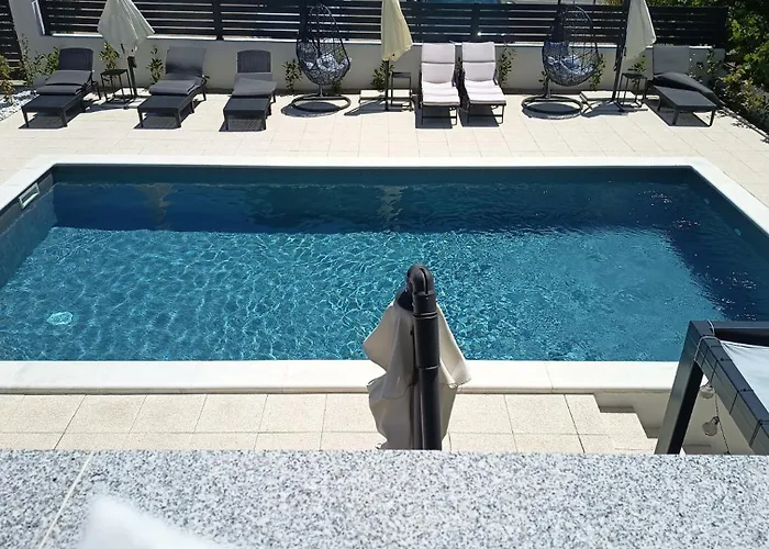 شقة Sunny Sky No 3- Pool & Parking -